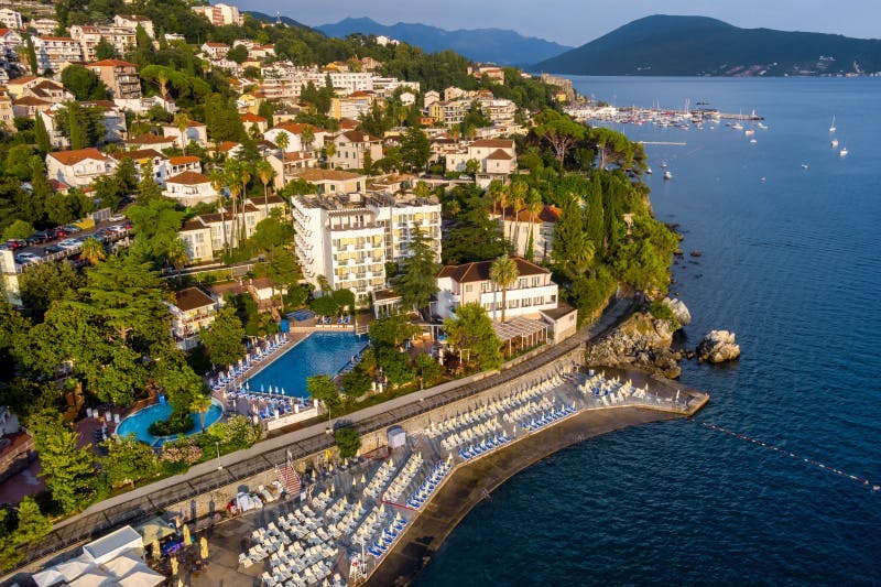 Hunguest Hotel Sun Resort - Odmor u Crnoj Gori, Herceg Novi, Crna Gora - 653 EUR - 5x noćenje u dvokrevetnoj sobi s balkonom za 2 osobe, Polupansion (buffet doručak i večera)