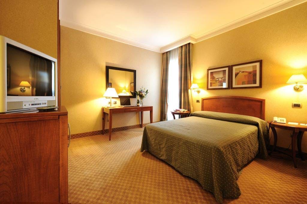 LH Hotel Lloyd Roma - City break, Rim, Italija - 218 EUR - 2x nočitev v dvoposteljni sobi za 2 osebi, Samopostrežni zajtrk