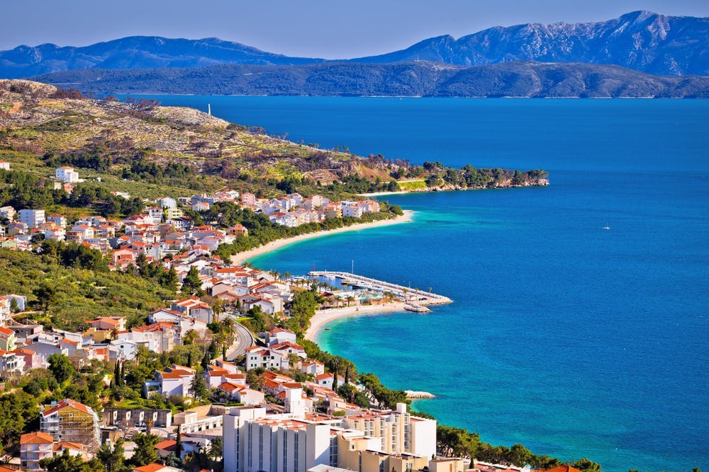 Villa Vinka - Obiteljski odmor u Tučepima izvan glavne sezone, Tučepi, Makarska rivijera, Dalmacija, Hrvatska - 376 EUR - 3x noćenje u Comfort sobi s dodatnim ležajem i balkonom (pogled more) za 2 osobe (1 dijete do 12 godina i 1 dijete do 3 godine besplatno), Polupansion