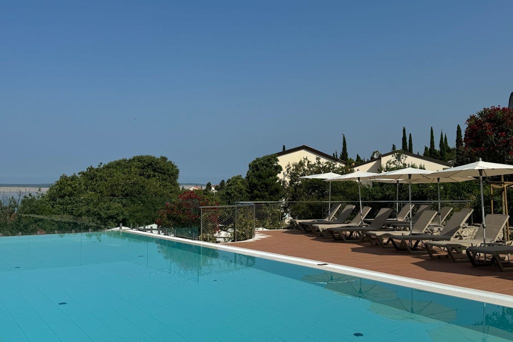 Hotel Omorika - Ljeto uz more u Crikvenici za parove