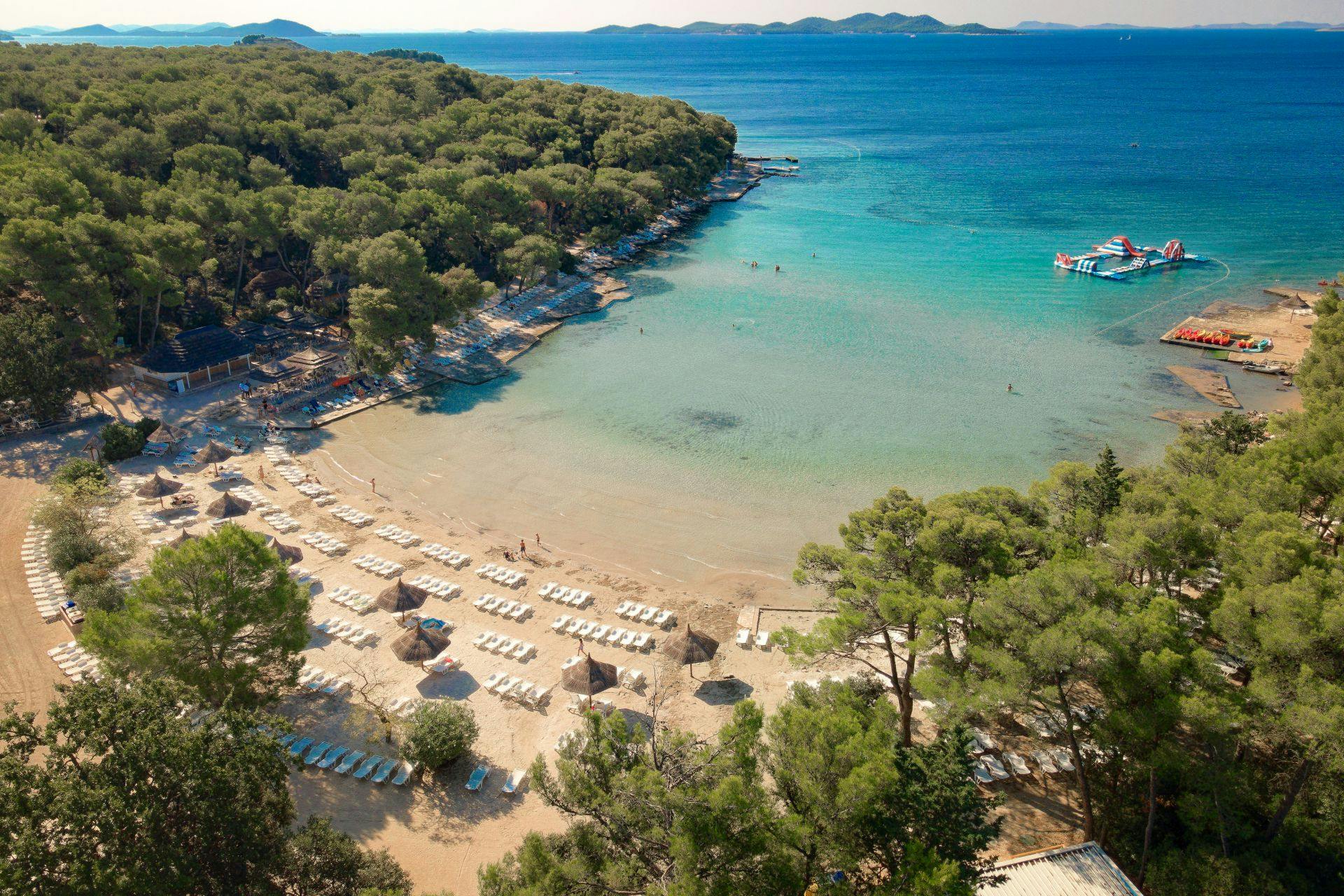 Pine Beach Pakoštane - All inclusive light odmor uz sport i prirodu