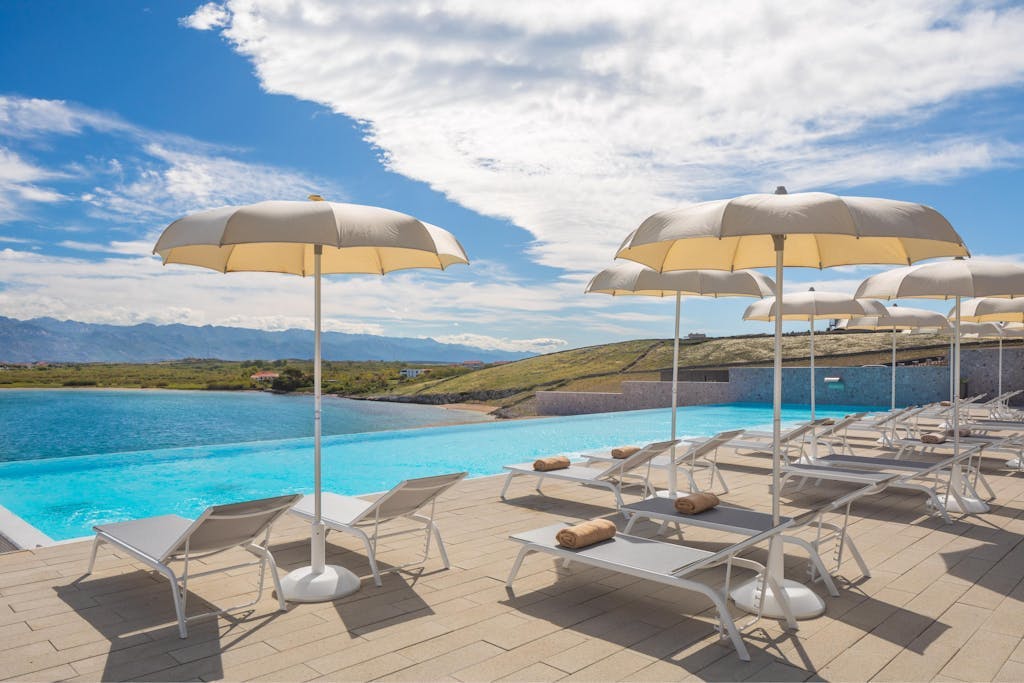 Aminess Style Camping Avalona Resort - Jesen u kampu s 5 zvjezdica na Pagu