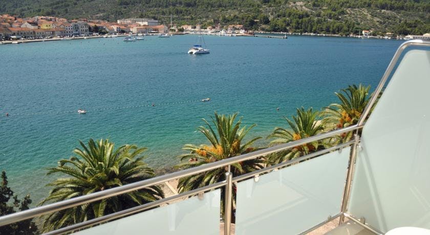 Hotel Posejdon - All inclusive ljeto na Korčuli , Vela Luka, Hrvatska - 689 EUR - 5x noćenje u dvokrevetnoj Standard sobi (pogled park) s francuskim balkonom za 2 osobe, All inclusive
