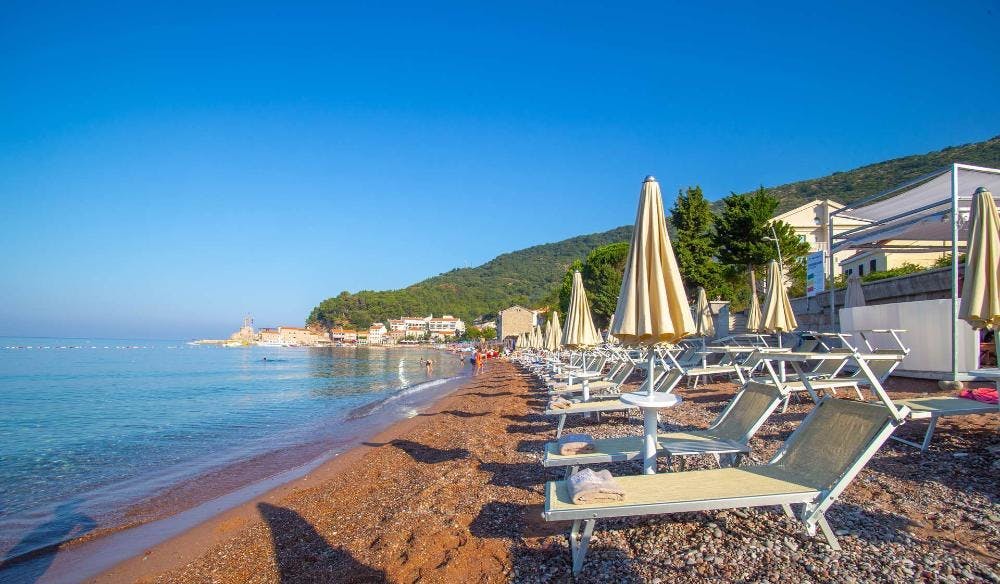 Hotel Palas Petrovac - Ljeto u Petrovcu, Petrovac, Crna Gora - 341 EUR - 2x noćenje u Standard dvokrevetnoj sobi za 2 osobe, Polupansion (buffet doručak i večera)