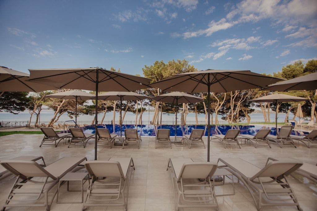 Hotel Punta Vodice - Ultra last minute obiteljsko all inclusive light ljeto s daškom wellnessa