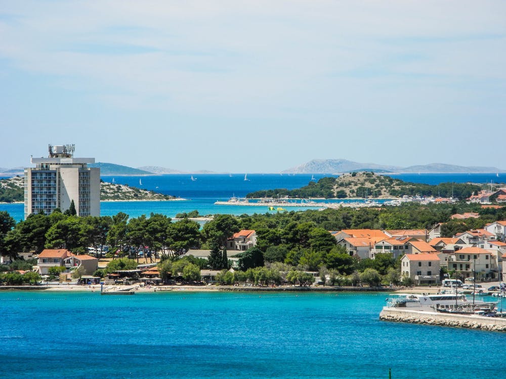 Hotel Punta Vodice - Obiteljsko all inclusive light ljeto s daškom wellnessa