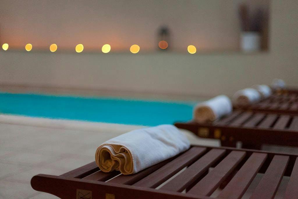 Blue Waves Resort - Obiteljska wellness jesen na Krku - Family Junior Suite s pogledom na more, Malinska, Hrvatska - 360 EUR - 2x noćenje u Family Junior Suite s pogledom na more za 2 osobe (1 dijete do 13 godina besplatno), Polupansion (doručak i večera)