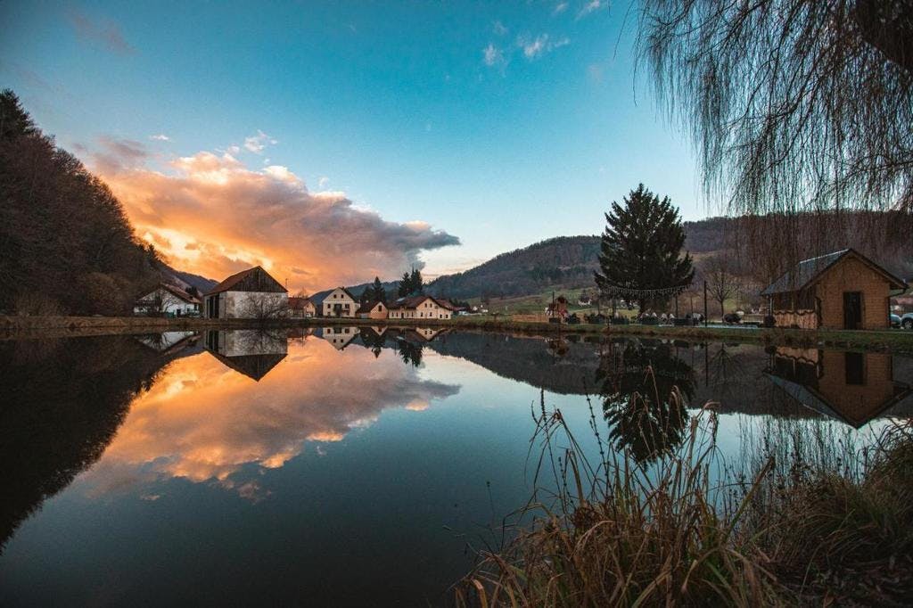 Kozjanski dvor - Obiteljski vikend odmor s kupanjem u Termama Olimia