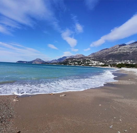 Hotel Adria Šušanj - Obiteljski kraj ljeta u Crnoj Gori, Bar, Crna Gora - 667 EUR - 7x noćenje u Standard dvokrevetnoj sobi za 2 osobe (1 dijete do 11,99 godina i 1 dijete do 3,99 godina besplatno), Polupansion (buffet doručak i večera)