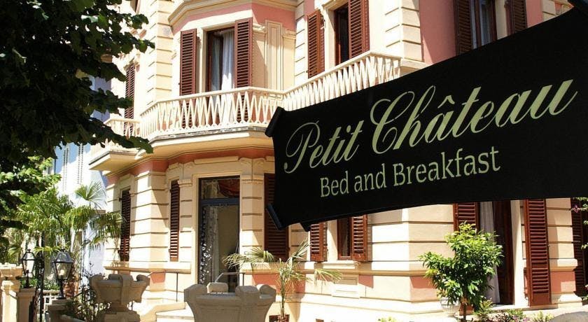Petit Chateau - Odmor u Toskani , Montecatini Terme, Toskana, Italija - 169 EUR - 2x noćenje u dvokrevetnoj Standard sobi za 2 osobe, Boca toskanskog vina