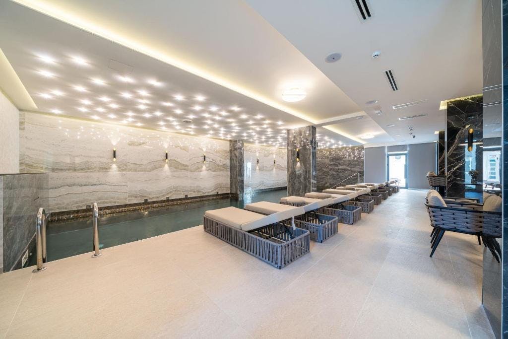 Hotel Millennium by Aycon - First minute obiteljsko proljeće i jesen u Budvi