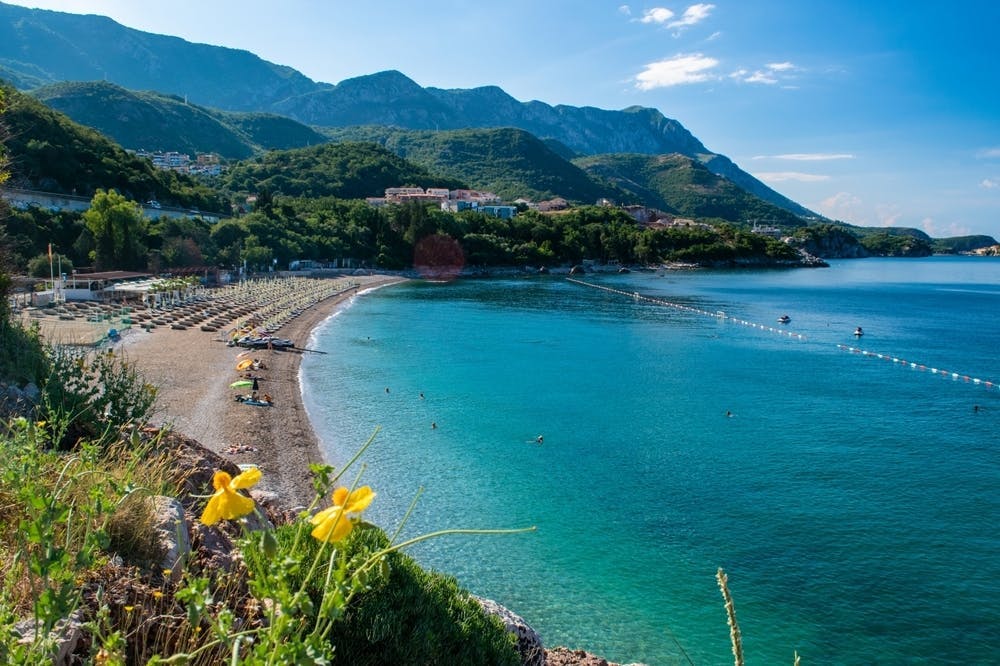 Hotel Bono by Aycon - Obiteljski kraj ljeta, Bečići, Crna Gora - 383 EUR - 3x noćenje u dvokrevetnoj Standard sobi (s dodatnim ležajem) za 2 osobe (1 dijete do 11,99 godina besplatno), Doručak
