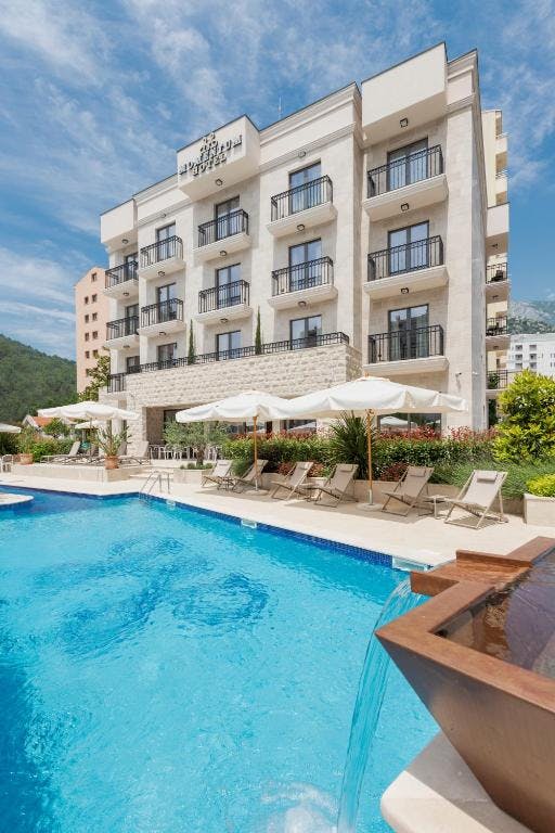 Boutique Hotel Momentum by Aycon - First minute proljeće i jesen u Budvi