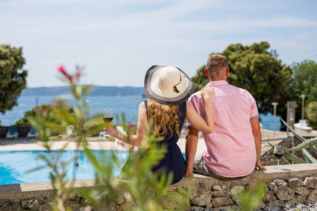 Hotel Resort Dražica - Odmor na Krku u rujnu, Krk, Hrvatska - 200 EUR - 2x noćenje u dvokrevetnoj sobi za 2 osobe (1. dijete do 9,99 godina besplatno), Polupansion