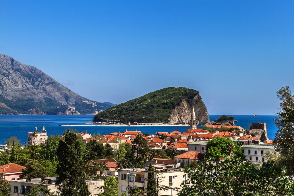 Millennium Apartments by Aycon - Ljeto u Budvi, Budva, Crna Gora - 256 EUR - 3x noćenje u dvokrevetnoj Superior sobi za 2 osobe, Besplatan Wi-Fi