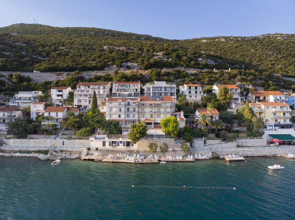 Hotel Nova - Jesen u Neumu, Neum, Bosna i Hercegovina - 230 EUR - 2x noćenje u Superior sobi s pogledom na more za 2 osobe, Polupansion