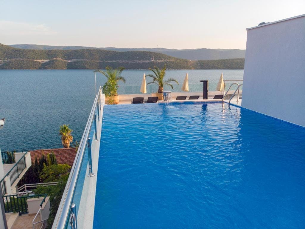 Hotel Nova - Ljeto u Neumu, Neum, Bosna i Hercegovina - 869 EUR - 5x noćenje u Superior sobi s pogledom na more za 2 osobe, Polupansion