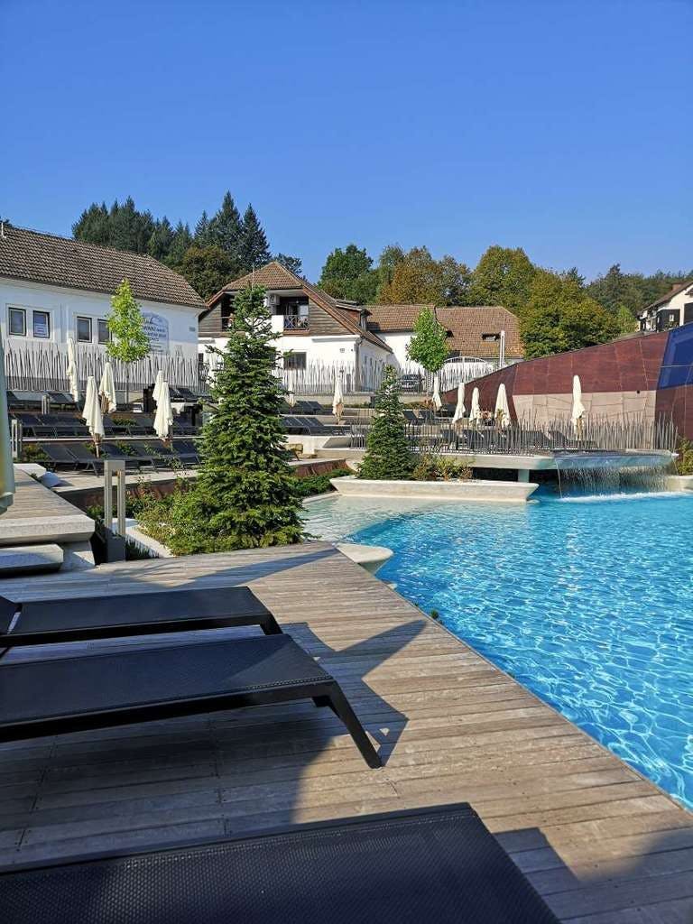Mobilne kućice u Kampu Natura - Priroda i termalni užici u Termama Olimia, Podčetrtek, Slovenija - 299 EUR - 2x noćenje u mobilnoj kućici za do 5 osoba, Ulaznice za kupanje u Aqualuni (tijekom rada) odnosno za wellness centar Termalija Relax & Family Fun (izvan vremena rada Aqualune) za do 5 osoba (za sve dane boravka)