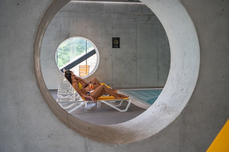 Hotel Nomad - Wellness oaza na Bjelašnici tijekom tjedna, Bjelašnica, Sarajevo, Bosna i Hercegovina - 15 EUR - Ulaz u SPA centar (bazen, tri vrste sauna: turska, finska i bio – samo za odrasle, fitness – samo za odrasle, relax zona i Kneipp klupa) u trajanju od 2 sata za 1 osobu, Besplatan Wi-Fi