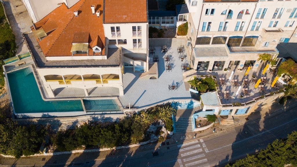Hotel Stella - Ljetni odmor u Neumu, Neum, Bosna i Hercegovina - 327 EUR - 3x noćenje u Comfort sobi s balkonom i pogledom na more za 2 osobe, Polupansion