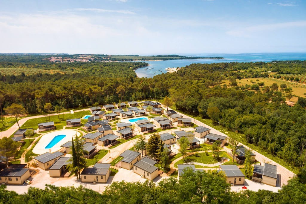 Santa Marina Boutique Camping - Obiteljski odmor u Poreču, Poreč, Hrvatska - 165 EUR - 3x noćenje u Family Prestige mobilnoj kućici za do 6 osoba, Posteljina i ručnici