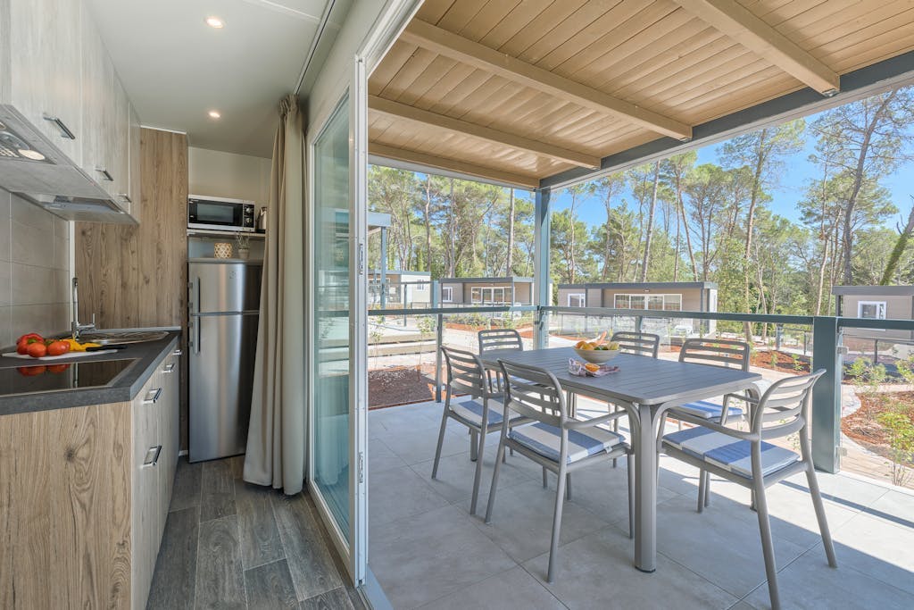 Santa Marina Camping - Ukrsni obiteljski odmor u Family Prestige mobilnoj kućici