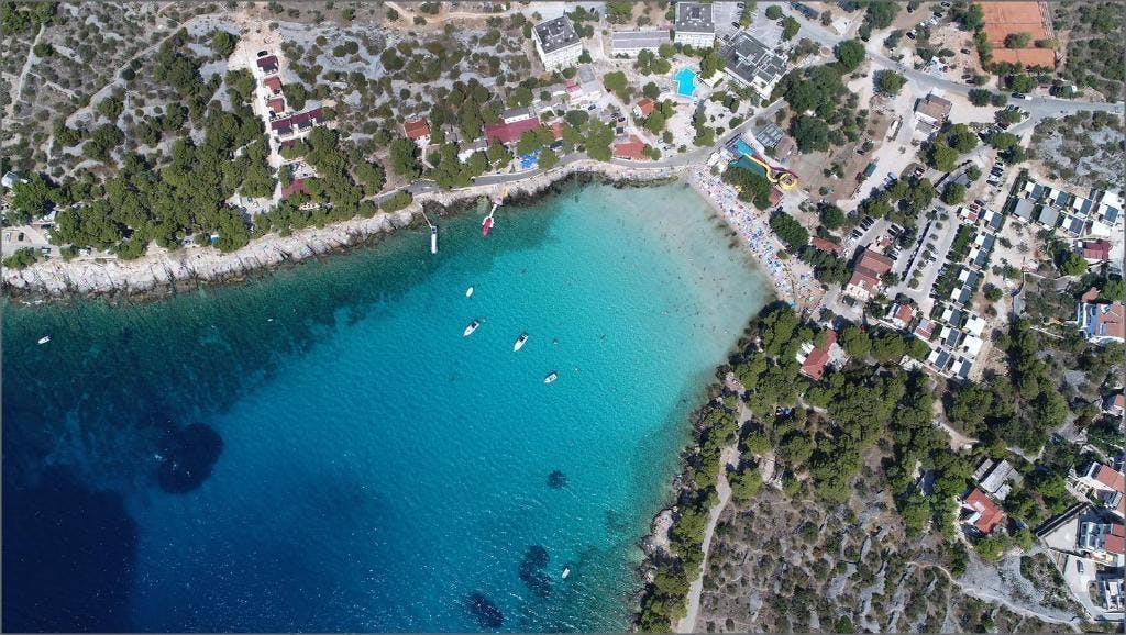 Kamp Rehut - Mobilne kućice - 1. svibanj na otoku Murter