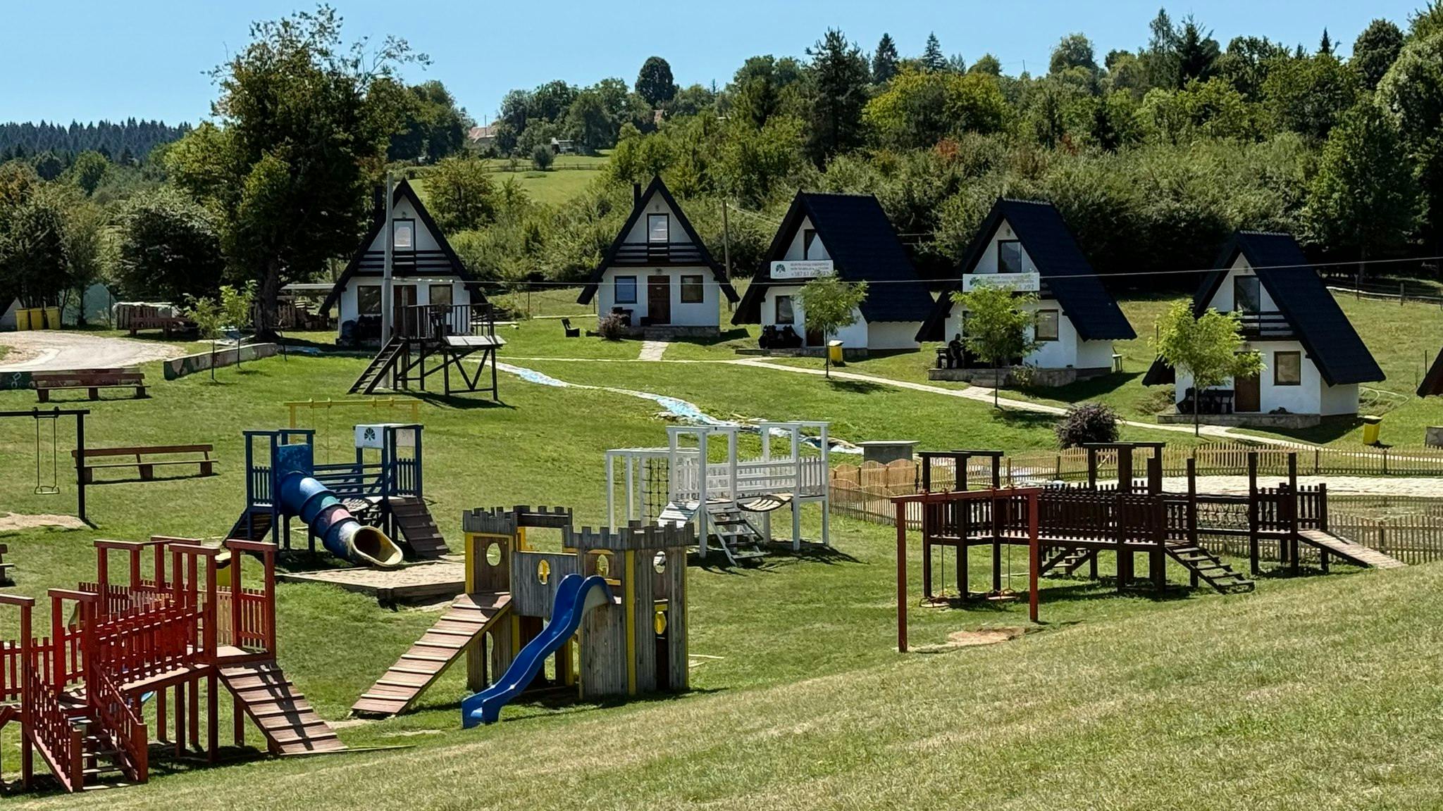 Turističko naselje Ajdinovići SRCA - Hotel Horizont i Depadansa - Ljetni vikend odmor za dvoje