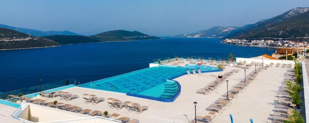 Grand Hotel Neum - Wellness odmor uz more, Neum, Bosna i Hercegovina - 396 EUR - 3x noćenje u dvokrevetnoj sobi pogled park za 2 osobe , Polupansion
