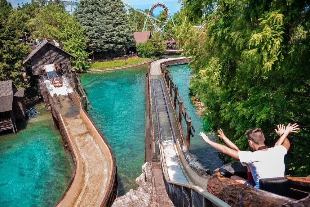 Gardaland Park - Kombinirana ulaznica Gardaland Park + Sea life Aquarium, Castelnuovo del Garda, Italija - 55 EUR - 1x kombinirana ulaznica Gardaland Park + Sea life Aquarium za osobe iznad 90 cm (ulaznica se može iskoristiti dva dana zaredom), Besplatan ulaz za djecu manju od 90 cm