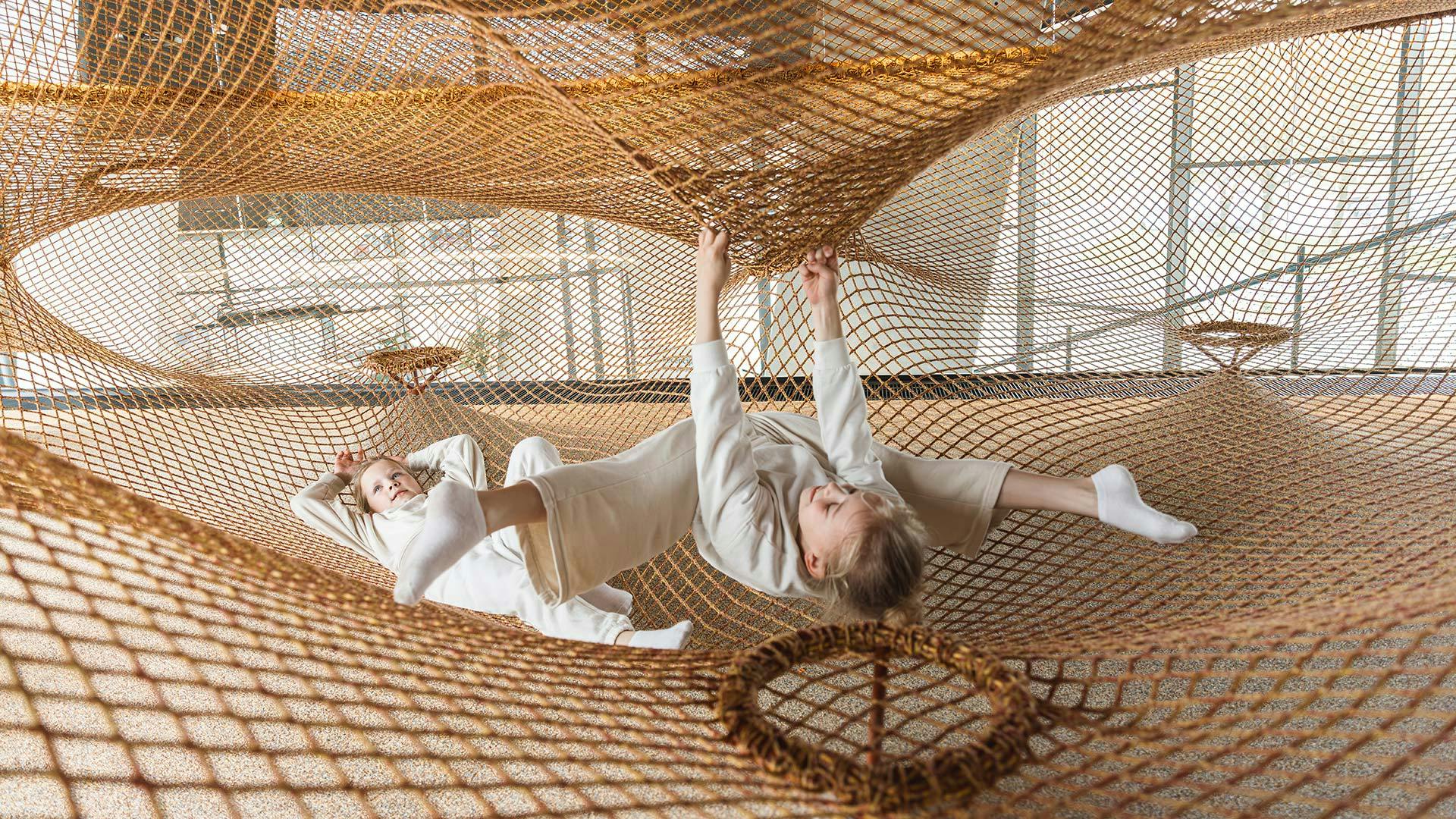 Terme Tuhelj - Hotel Well - Classic soba - Obiteljski odmor za 1. svibanj, Tuheljske Toplice, Hrvatska - 429 EUR - 2x noćenje u dvokrevetnoj Classic sobi za 2 osobe (1 dijete do 11,99 godina i 1 dijete do 4,99 godina besplatno), All inclusive light