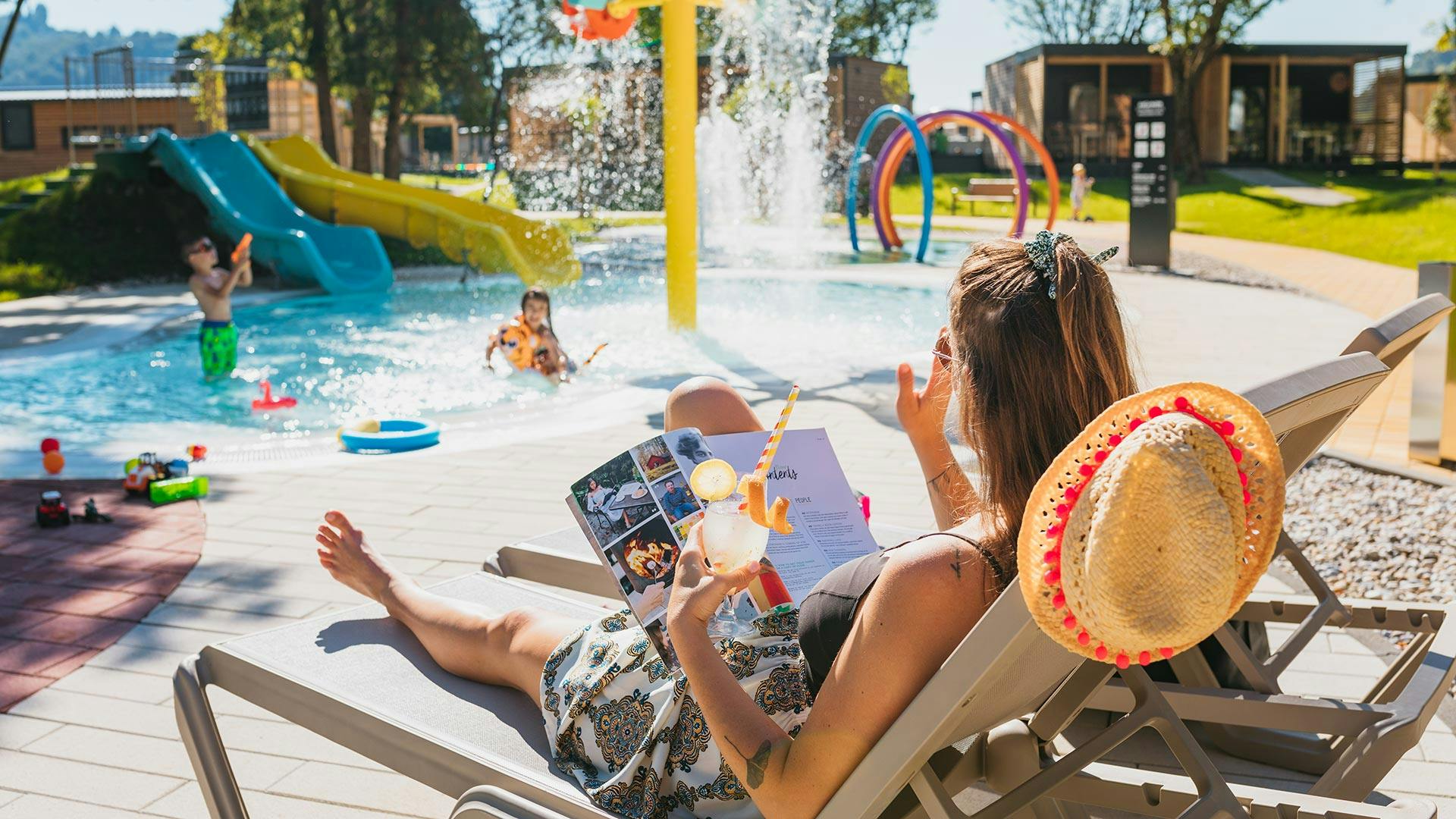 Terme Tuhelj Glamping Village - Proljeće i 1. svibanj - Vita Family , Tuheljske Toplice, Hrvatska - 439 EUR - 2x noćenje u luksuznoj mobilnoj kućici Vita Family za 6 osoba, Korištenje vanjskog termalnog bazena u Glamping Village Terme Tuhelj