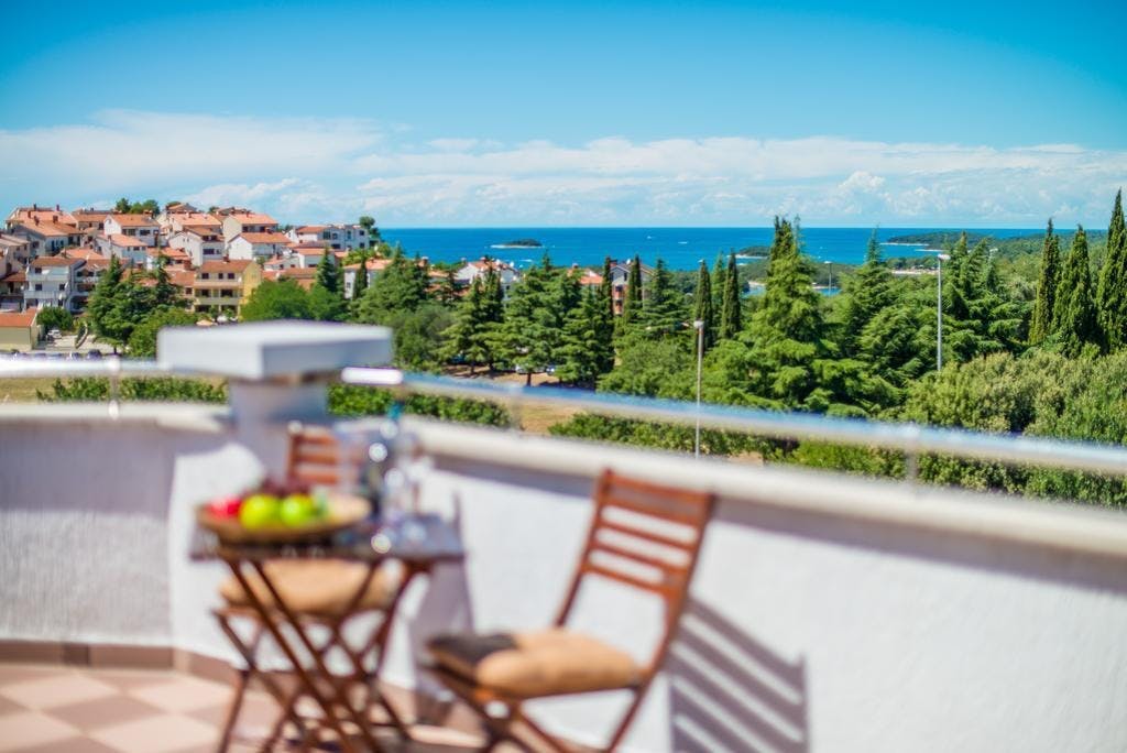 Hotel Villa Vrsar - Kraj ljeta u Istri, Vrsar, Hrvatska - 180 EUR - 2x noćenje u dvokrevetnoj sobi s balkonom za 2 osobe, Doručak