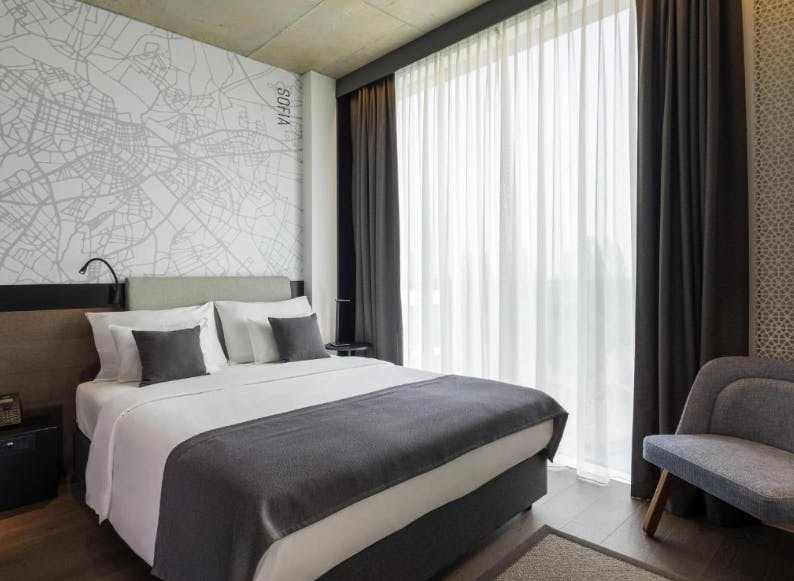 Hotel Mövenpick - Lifestyle in dizajn doživetje v Zagrebu, Zagreb, Hrvaška - 100 EUR - 1x nočitev v Superior king ali twin sobi za 2 osebi (1 otrok do 11,99 let brezplačno), Zajtrk