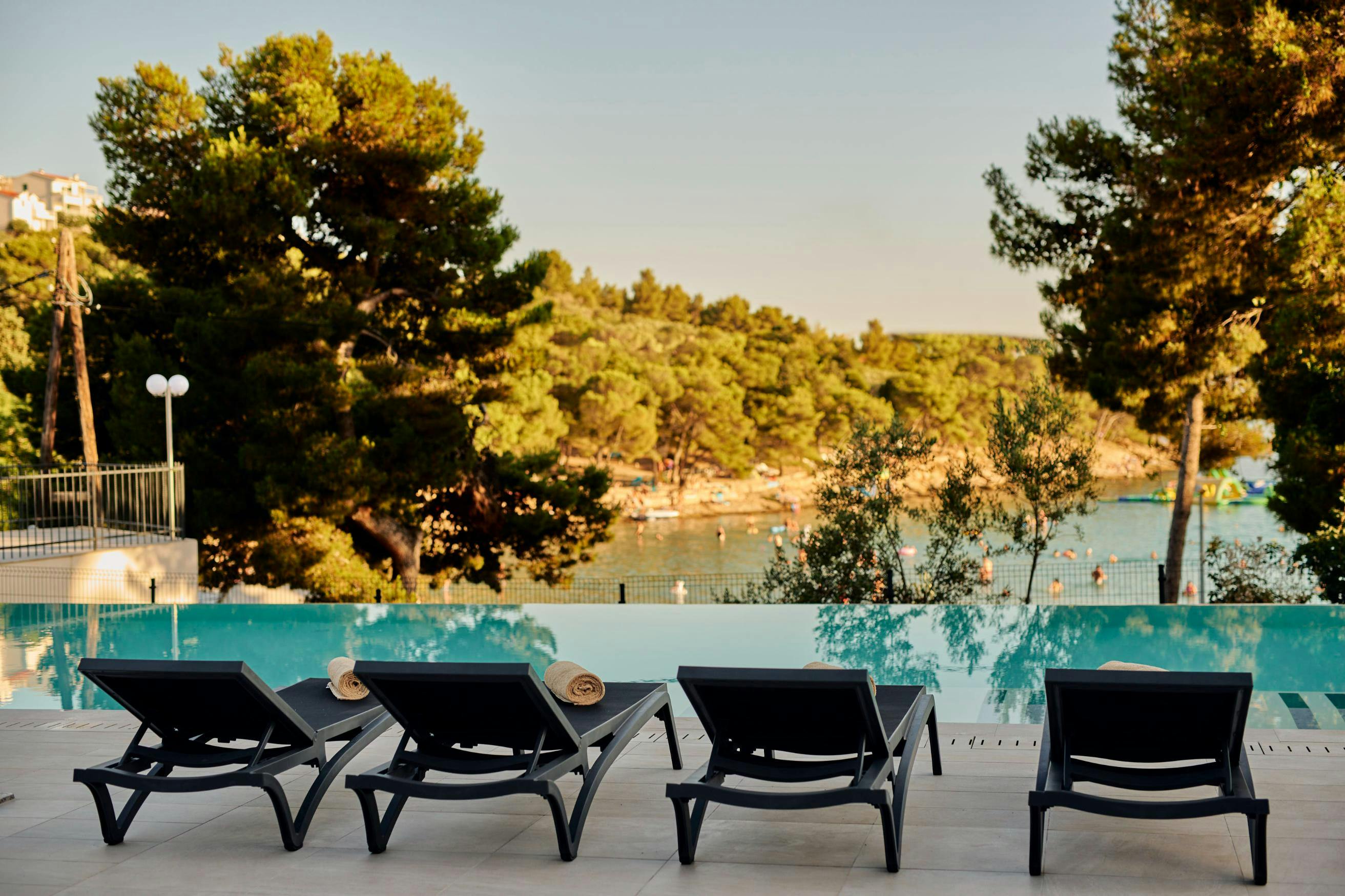 Colentum Resort Murter - Rujanski odmor na Murteru