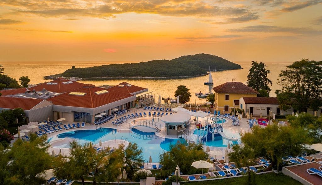 Resort Belvedere - Obiteljsko proljeće u Vrsaru