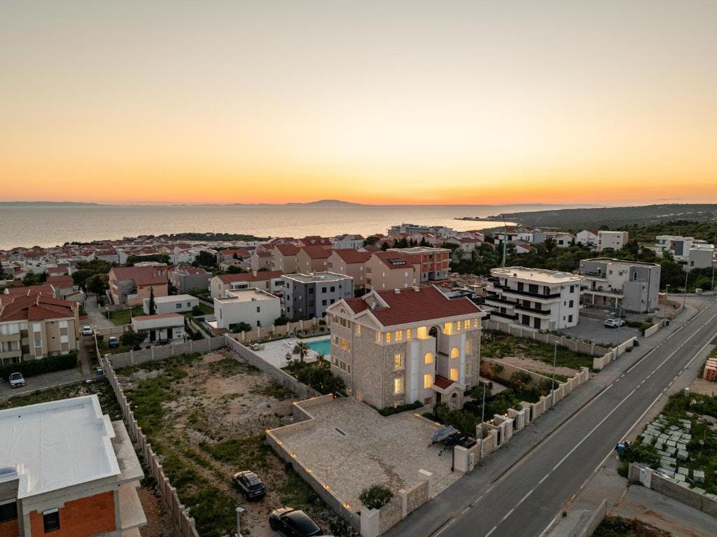 Chateau Dabo Luxury Pool Apartments - Odmor na Pagu