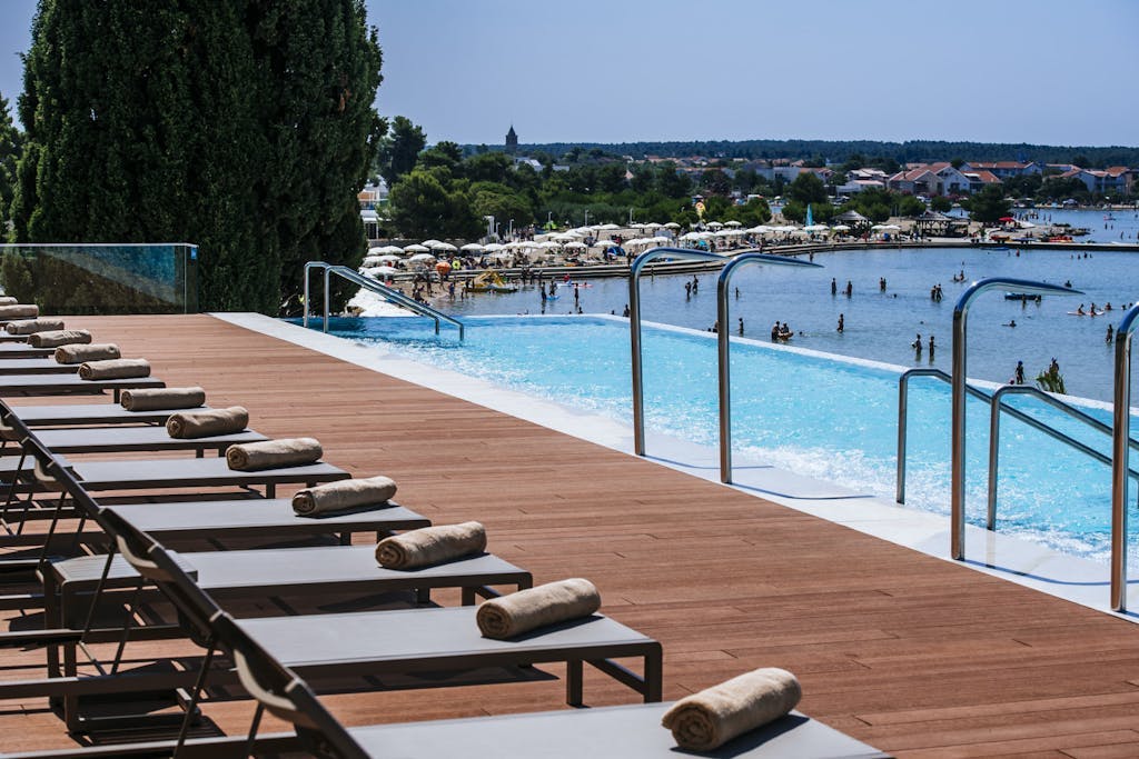 Zaton Holiday Resort - Zabavni odmor u mobilnim kućicama Deluxe s polupansionom