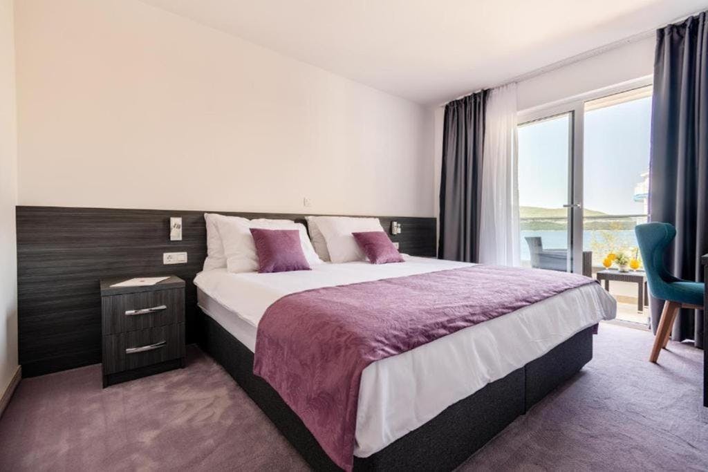 Hotel Novum Neum - Septembrski družinski oddih v Neumu , Neum, Bosna in Hercegovina - 307 EUR - 3x nočitev v dvoposteljni sobi za 2 osebi (1 otrok do 15,99 let brezplačno), Polpenzion