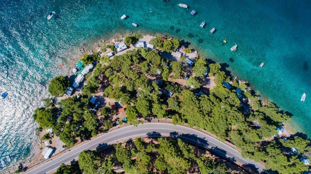 Camping Village Poljana - Mobilna kućica - Last minute odmor na Malom Lošinju, Mali Lošinj, Hrvatska - 400 EUR - 5x noćenje u mobilnoj kućici Bellavista za 4 osobe (1 dijete do 11,99 godina besplatno), Korištenje struje, plina i vode