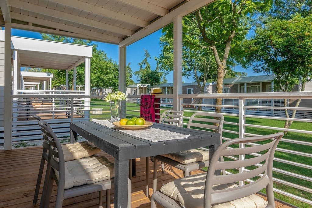 Bi Village Holiday Center - Proljeće ili 1. svibanj u vrhunskom kampu - Mobile Home Premium