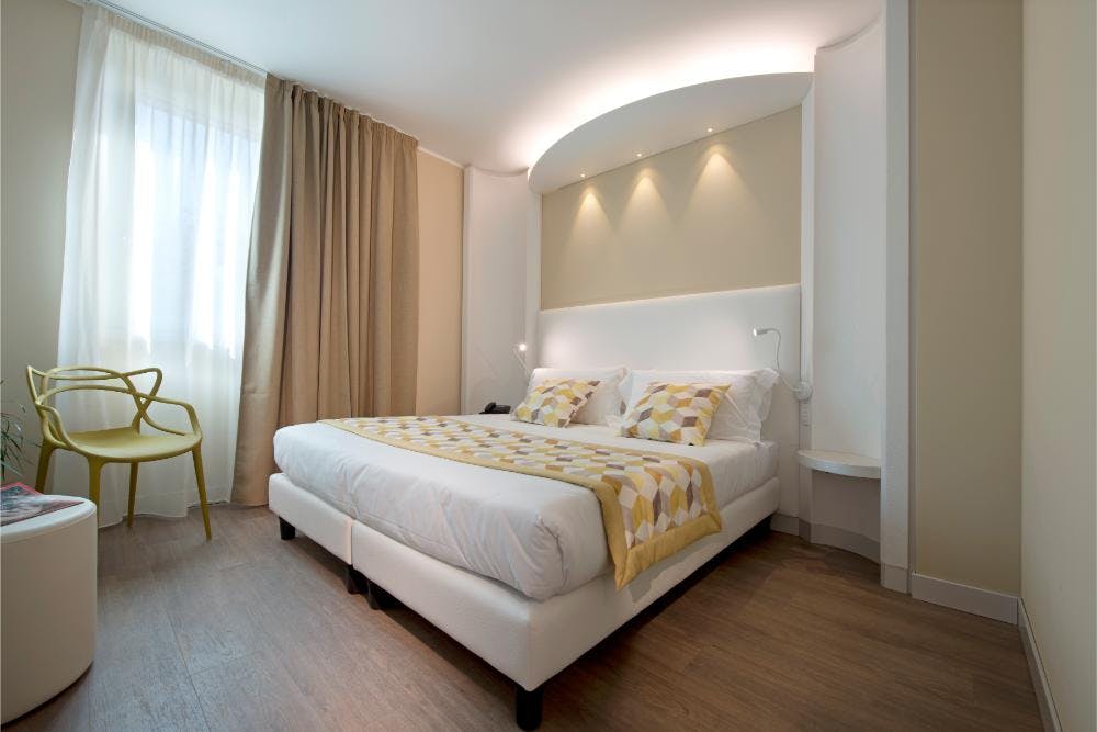 Hotel ARK - Kratek oddih v zgodovinskem središču Verone, Verona, Italija - 379 EUR - 2x nočitev v dvoposteljni Superior sobi za 2 osebi, Zajtrk
