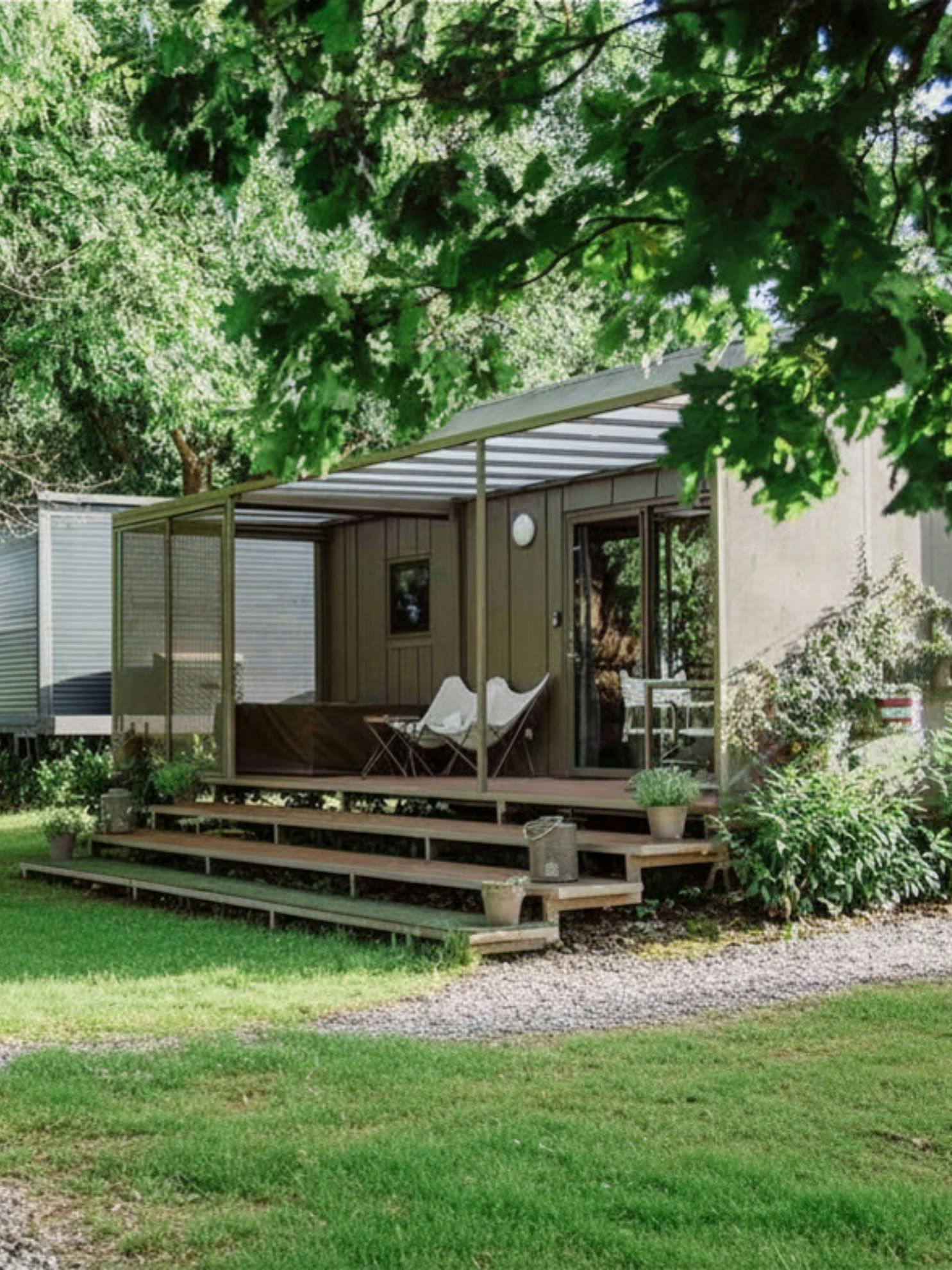 Magnolia House by the river - Poletni oddih ob reki Kolpi - Mobilna hiška BB2, Gradac, Slovenija - 427 EUR - 3x nočitev v opremljenih mobilnih hiškah "Magnolia BB2" za 2 osebi, Posteljnina in brisače