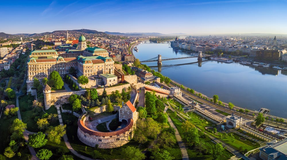 A&O Hotel Budapest City - Moderan hotel u srcu Budimpešte, Budimpešta, Mađarska - 134 EUR - 2x noćenje u dvokrevetnoj Standard sobi ili obiteljskoj sobi za 2 osobe (2 djece do 17 godina besplatno), Buffet doručak