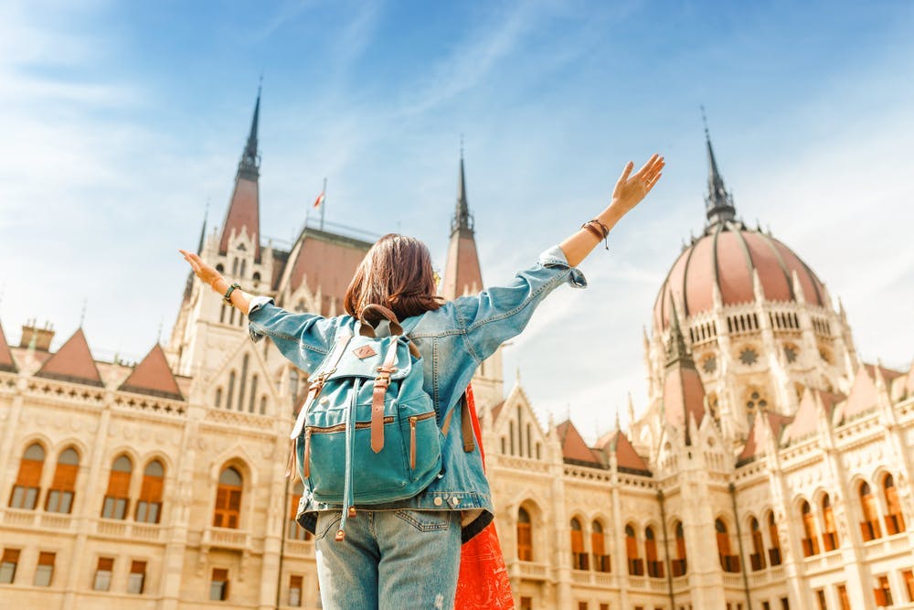 A&O Hotel Budapest City - Moderan hotel u srcu Budimpešte, Budimpešta, Mađarska - 67 EUR - 1x noćenje u dvokrevetnoj Standard sobi ili obiteljskoj sobi za 2 osobe (2 djece do 17 godina besplatno), Buffet doručak