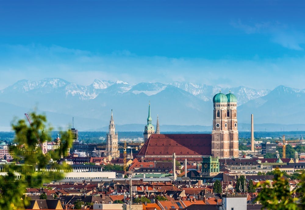 A&O München Laim - City break u Bavarskoj, München, Njemačka - 79 EUR - 1x noćenje u dvokrevetnoj Standard sobi ili obiteljskoj sobi za 2 osobe (2 djece do 17 godina besplatno), Doručak