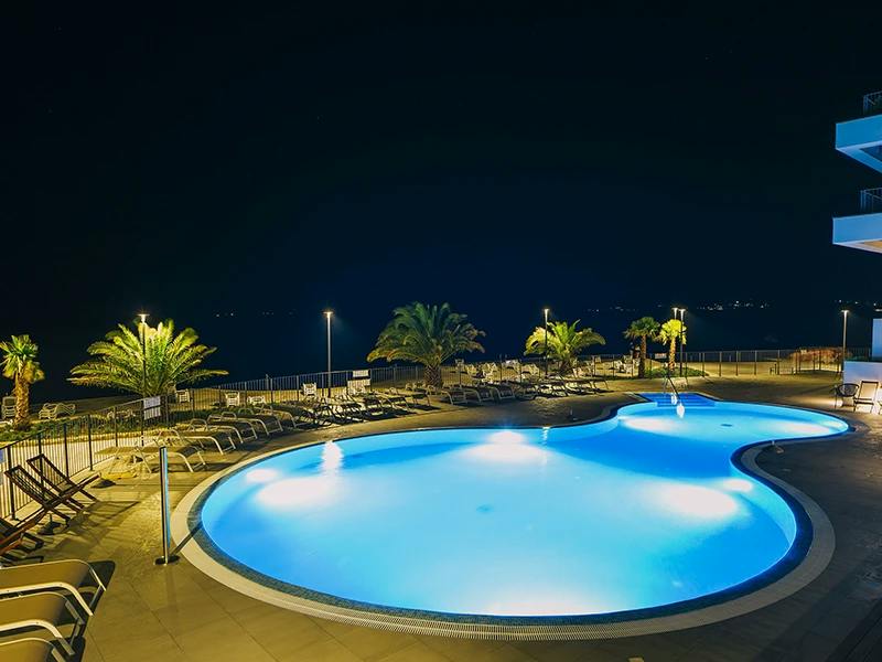 Park Villas by Morenia - Najam Deluxe kamping vile s privatnim bazenom, Podaca, Hrvatska - 260 EUR - 2x noćenje u kamping vili s privatnim grijanim bazenom za do 2 osobe, Korištenje hotelskih grijanih vanjskih bazena