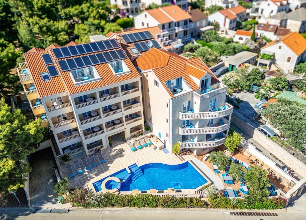 Hotel Sol - Last minute u srcu Bola