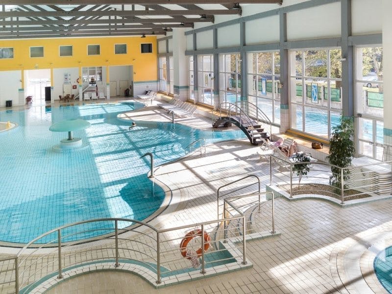 Grand Hotel Rogaška - Jesenski odmor u Rogaškoj Slatini s korištenjem unutarnjih bazena u Rivijeri, Rogaška Slatina, Slovenija - 299 EUR - 2x noćenje u dvokrevetnoj sobi za 2 osobe (1 dijete do 6,99 godina besplatno), Polupansion