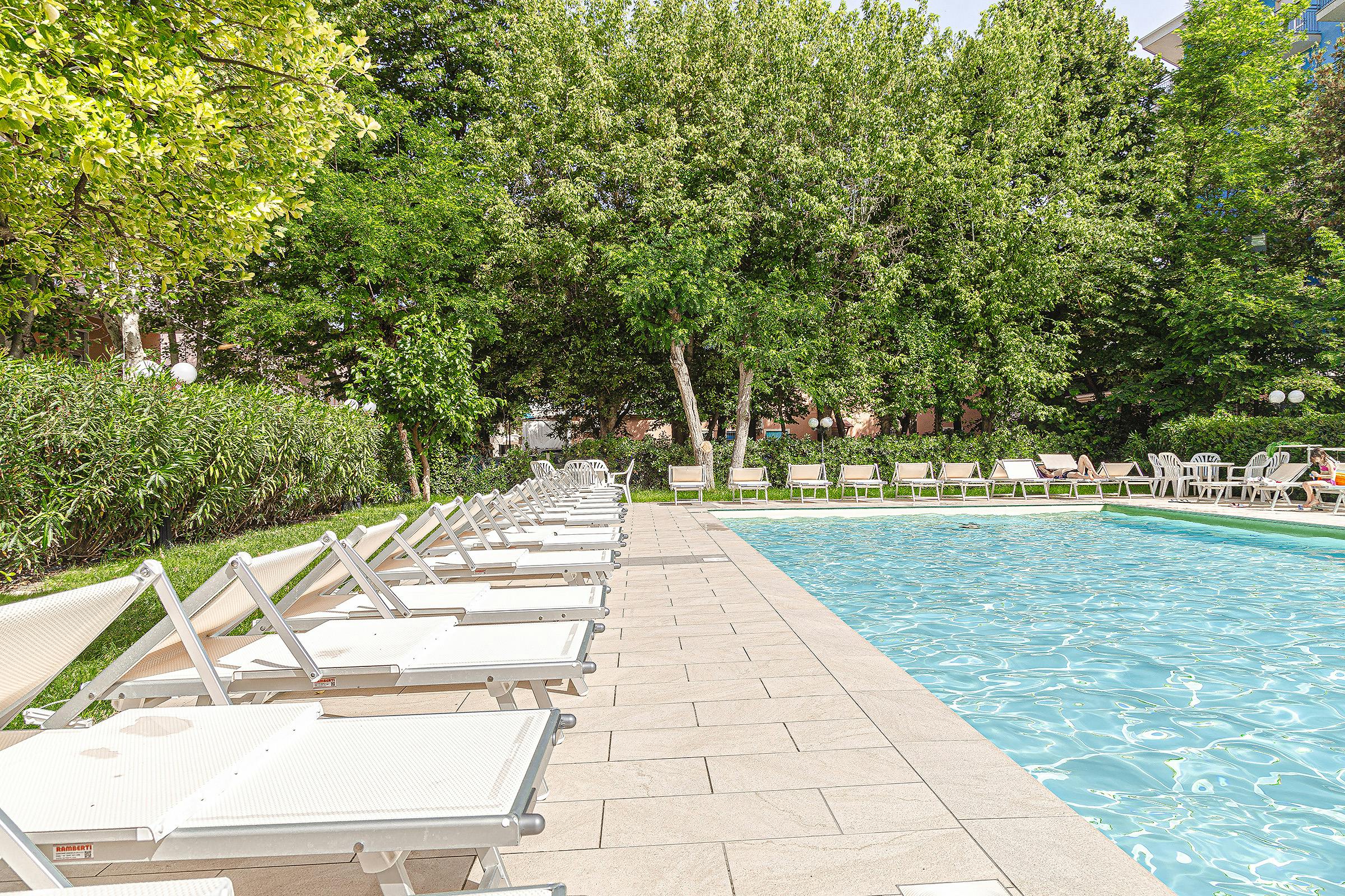 Hotel Royal Inn - Savršeni odmor odmah pored plaže u Italiji